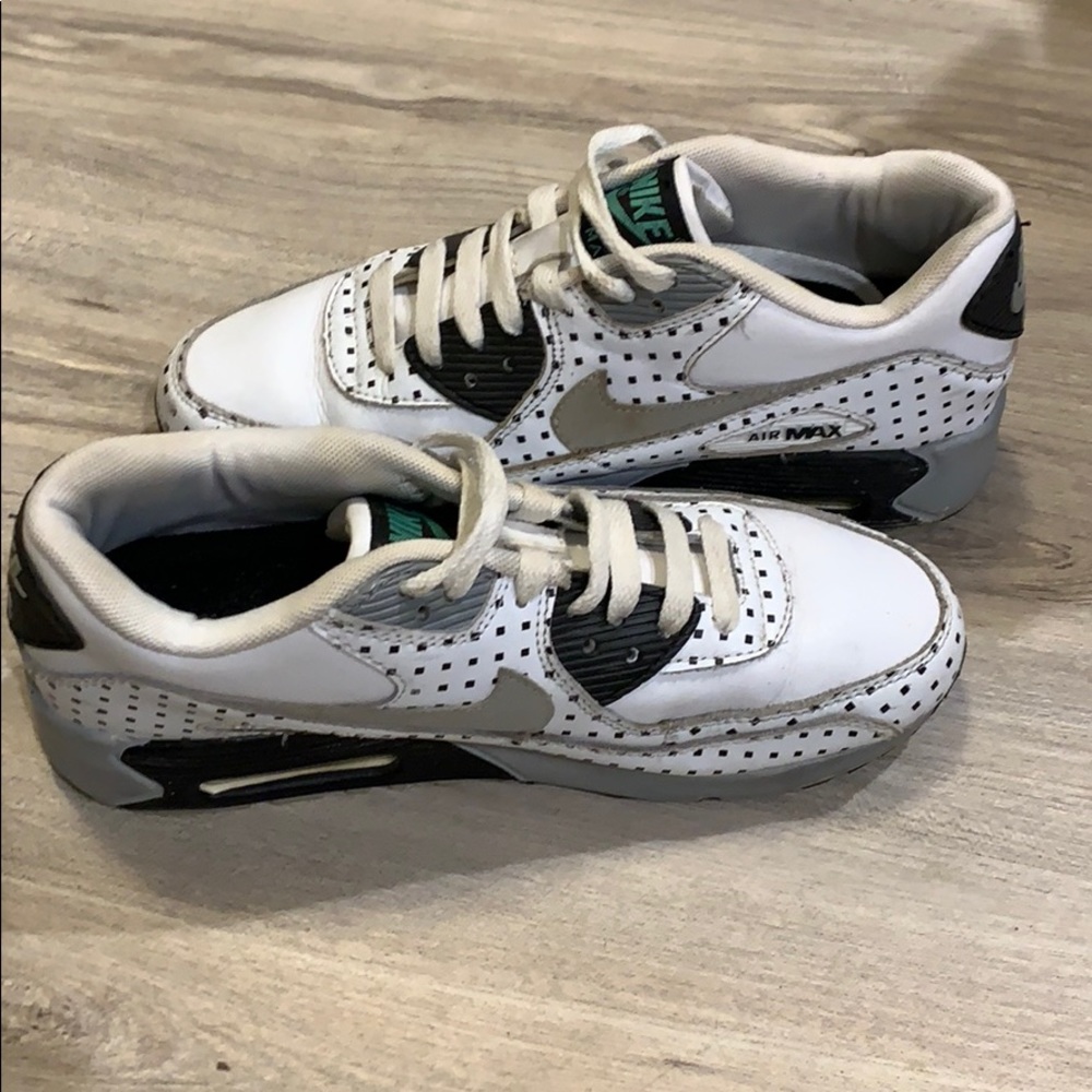 Shoes